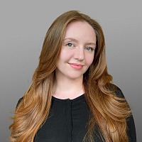 Карина Люкс - Менеджер отдела заботы о Клиентах Неохим